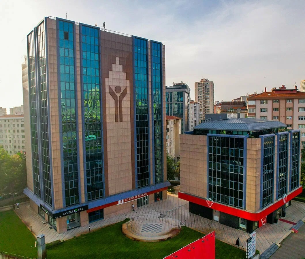 Yolbulan Plaza